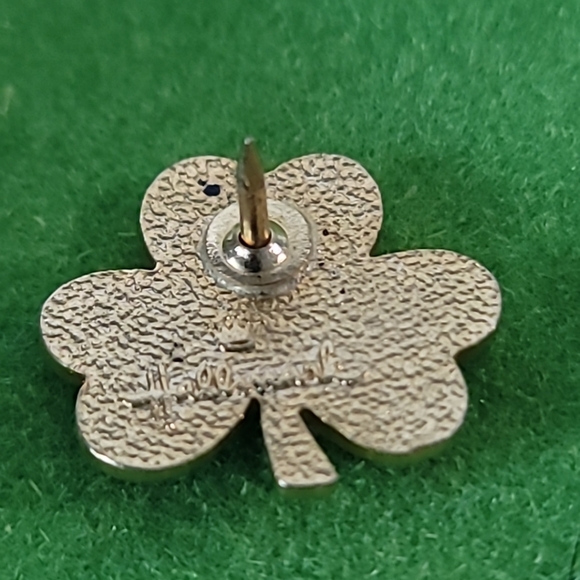 Vtg Hallmark Cloisonne Shamrock 3 Leaf Clover Pin - Picture 3 of 6